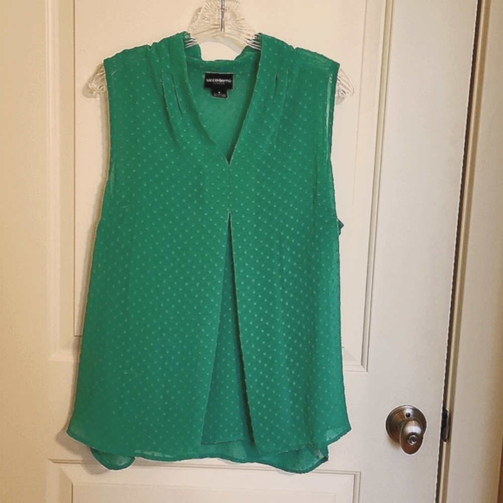 NWOT Emerald top Liz Clairborne